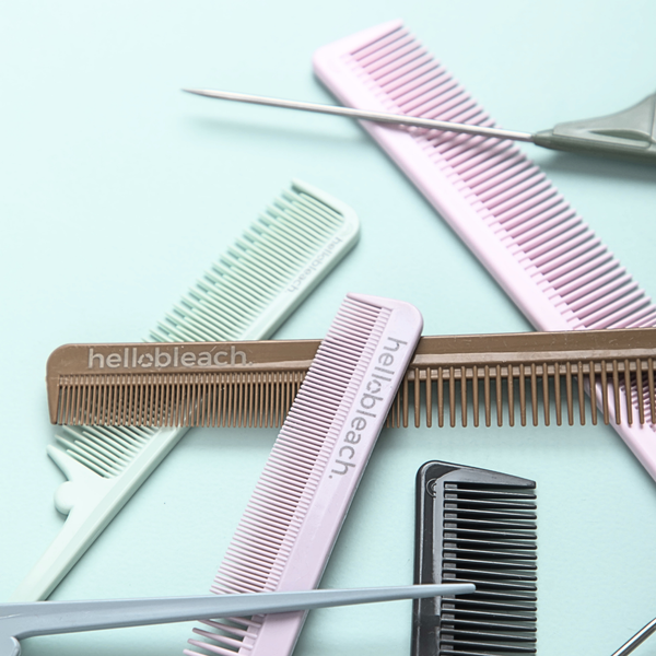 Metal Tail Comb